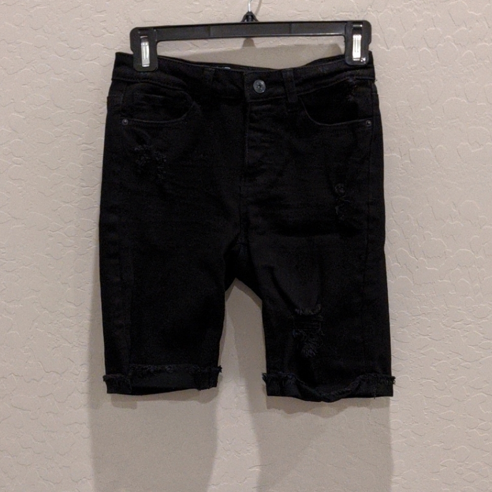 Distressed shorts